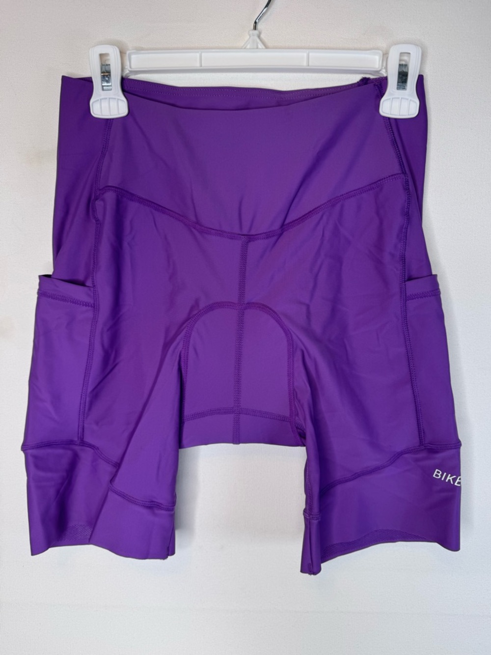 Bikewa NWT women's size medium 8" 4D gel padded bike shorts purple high waisted